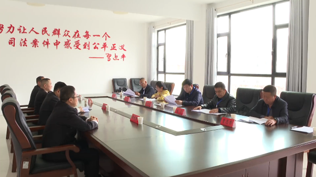 县人大常委会调研组调研县人民法院民事审判...