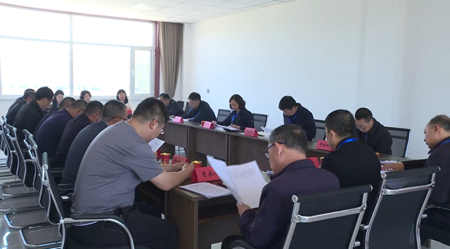 县人大常委会专题调研全县经济运行发展工作...