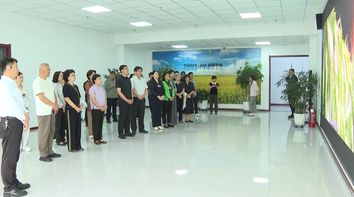 在晋全国人大代表调研组深入五寨县调研黄河...